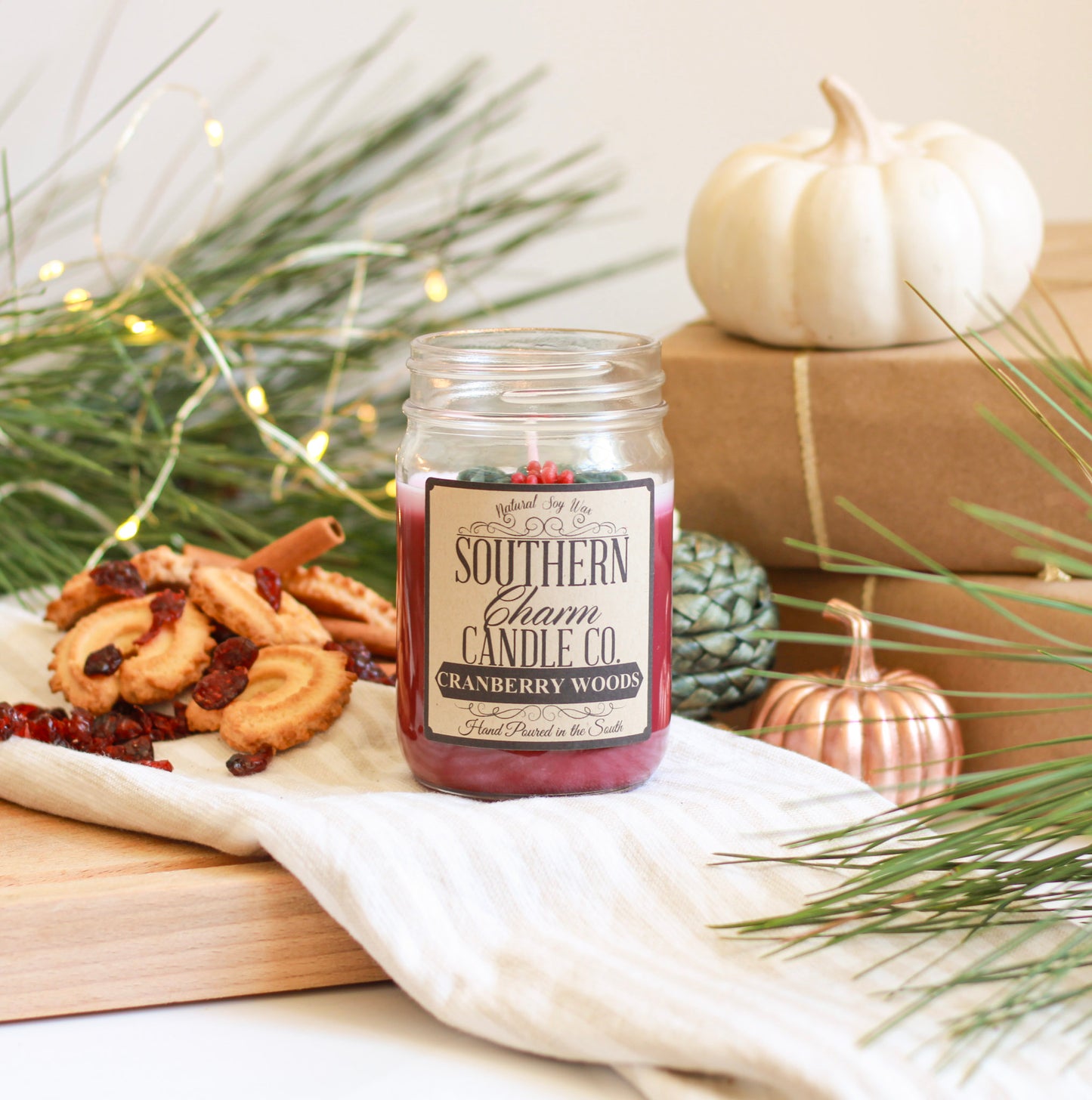 CRANBERRY WOODS SOY WAX HAND POURED CANDLE 12 OZ SEASONAL AUTUMN FRAGRANCE