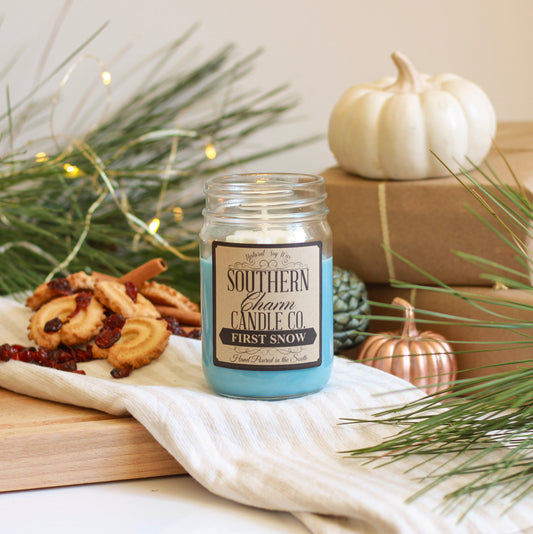 FIRST SNOW SOY WAX HAND POURED CANDLE 12 OZ WINTER CHRISTMAS FRAGRANCE