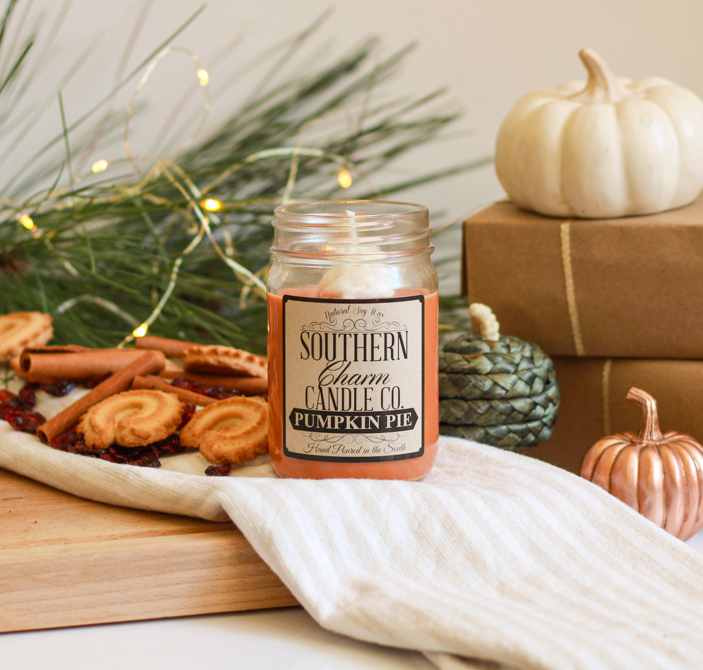 PUMPKIN PIE SOY WAX HAND POURED CANDLE 12 OZ SEASONAL AUTUMN FRAGRANCE